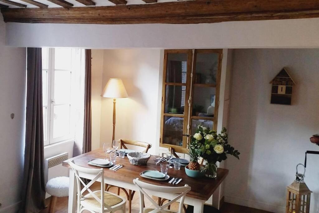 Une Pause Chez Julien, Appartement Lumineux Et Idealement Situe! Онфлер Екстер'єр фото
