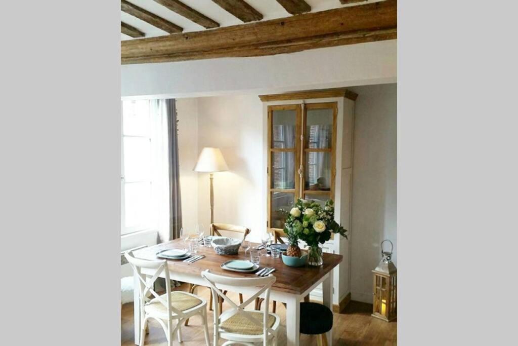 Une Pause Chez Julien, Appartement Lumineux Et Idealement Situe! Онфлер Екстер'єр фото